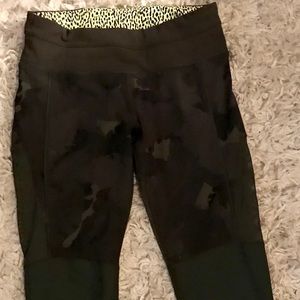 Women’s Yoga Pants